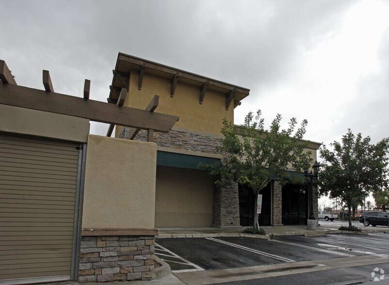 9638 Milliken Ave, Rancho Cucamonga, CA à vendre - Photo de l’immeuble – Image 2 sur 4