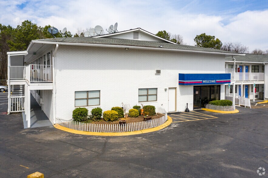 7707 Lee Hwy, Chattanooga, TN à vendre - Photo principale – Image 1 sur 32