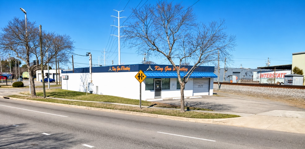 3205 Tait Ter, Norfolk, VA à vendre - Photo principale – Image 1 sur 5