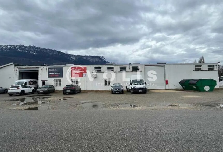 1145 Rue Des Mettanies, Pontcharra à louer - Photo de l’immeuble – Image 2 sur 21