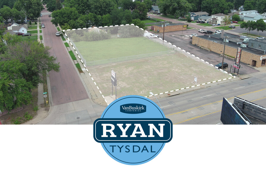 West 12th Street, Sioux Falls, SD à vendre - Photo principale – Image 1 sur 3