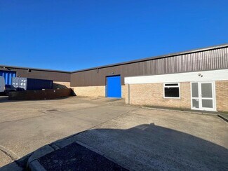 Plus de détails pour 3A-3H Moss Rd, Witham - Industriel/Logistique à louer