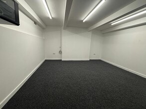 8 Cheapside, Wakefield à vendre Photo intérieure– Image 1 sur 4