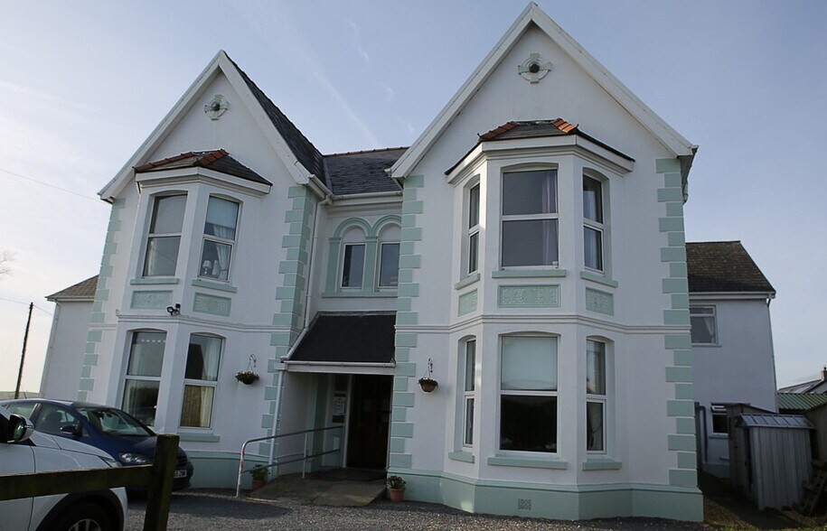 Care Home, Carmarthen à vendre - Photo principale – Image 3 sur 3