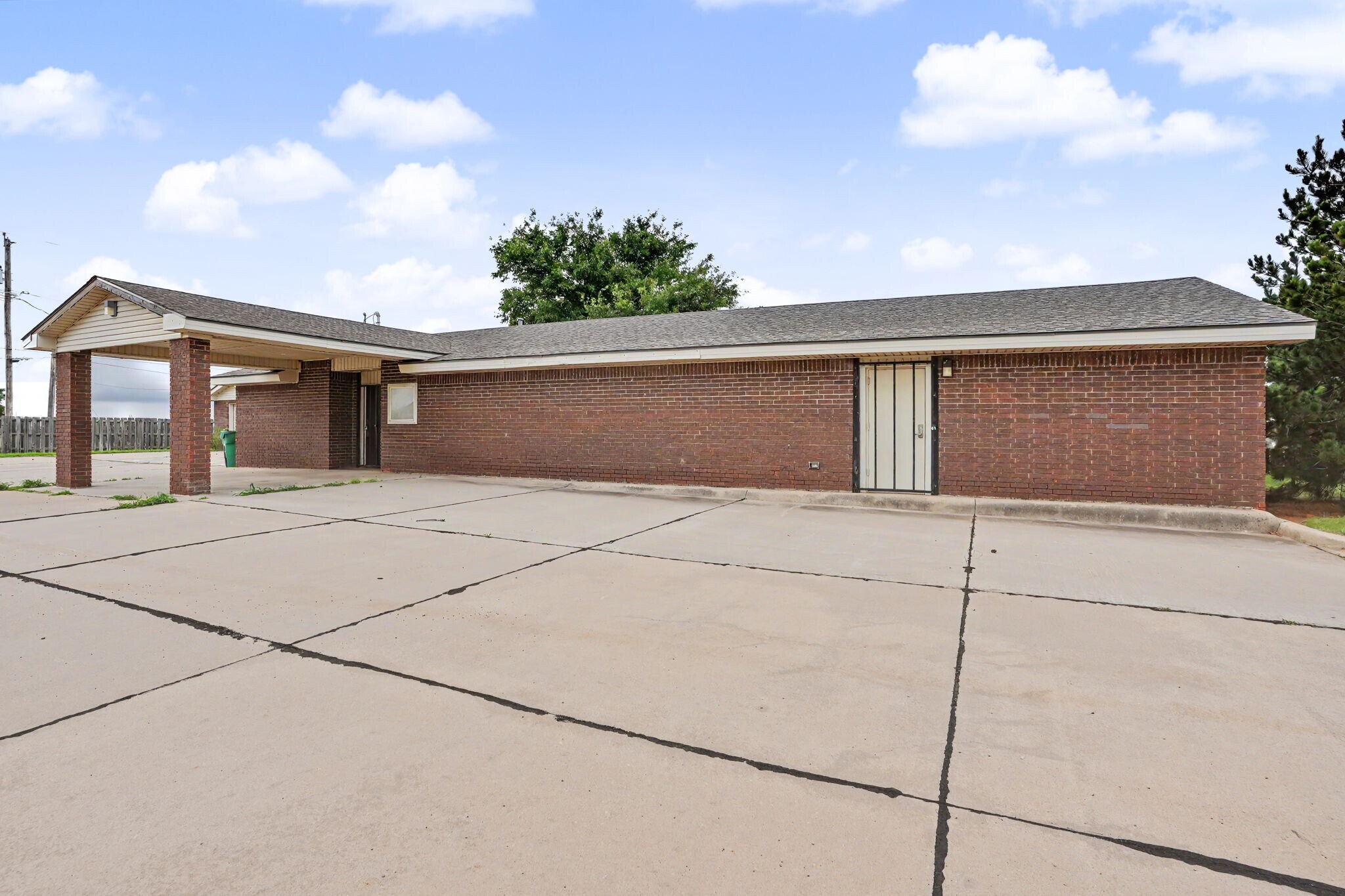 1220 S Broadway, Hobart, OK à vendre Photo principale– Image 1 sur 30