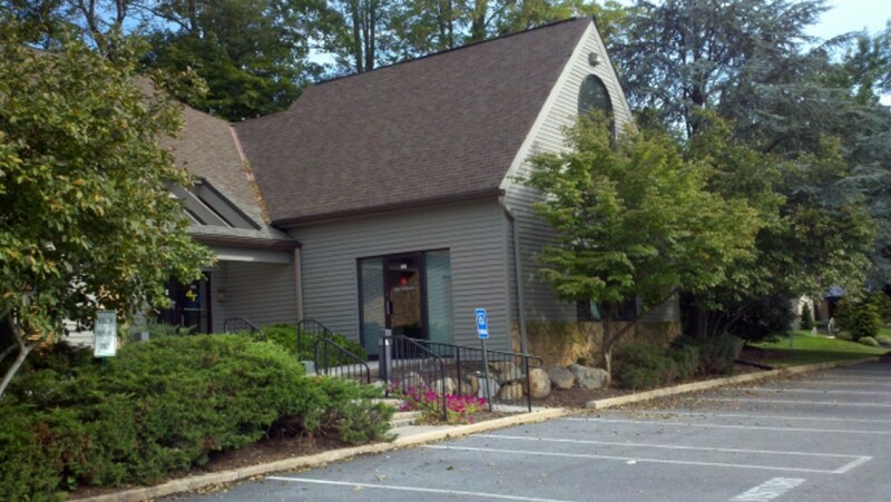 882 S Matlack St, West Chester, PA à louer - Photo de l’immeuble – Image 2 sur 5