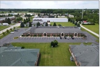 6450 Weatherfield Ct, Maumee, OH à louer Aérien– Image 1 sur 9