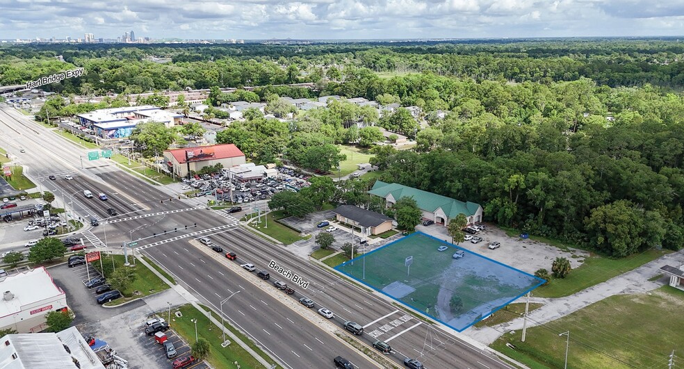 8067 Beach Blvd, Jacksonville, FL à vendre - Photo principale – Image 1 sur 4