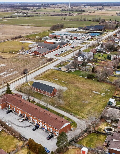 6441 Smithville Rd, Smithville, ON à vendre - Photo de l’immeuble – Image 3 sur 12