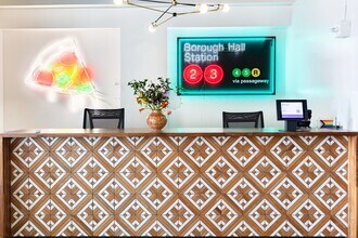 195 Montague St, Brooklyn, NY à louer Photo intérieure– Image 1 sur 11