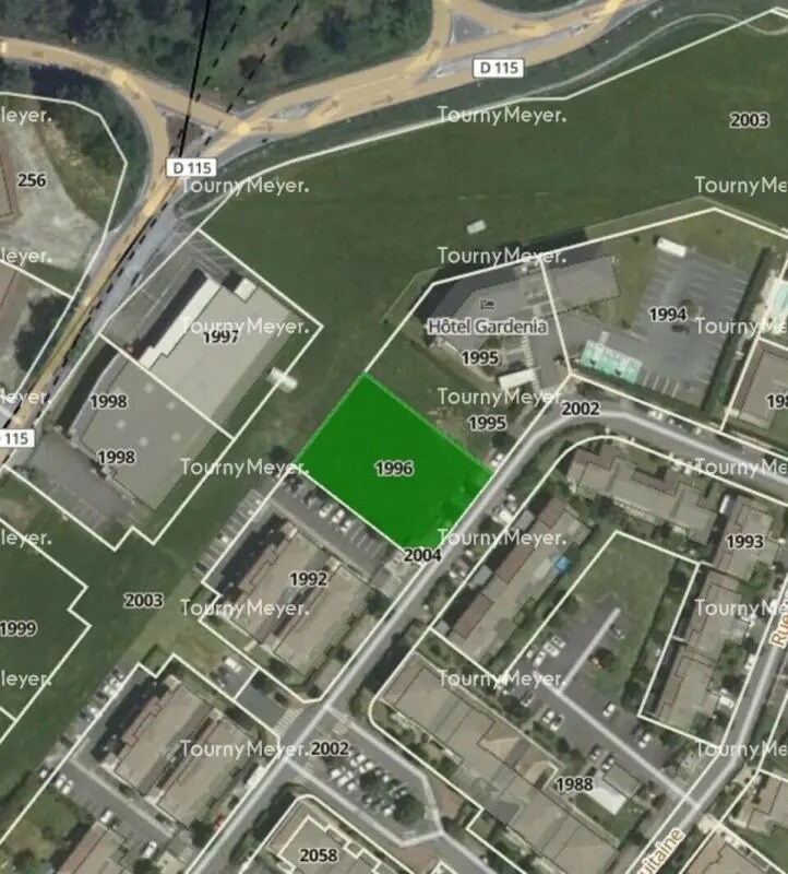 Terrain dans Yvrac à vendre Photo principale– Image 1 sur 2