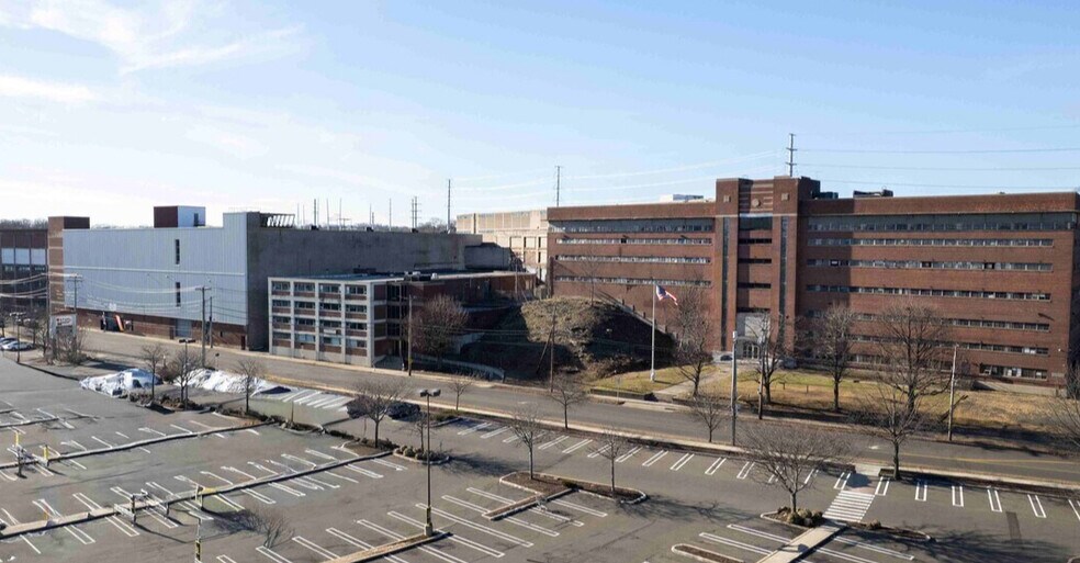 475-477 Elm St, West Haven, CT à louer - Photo principale – Image 1 sur 1
