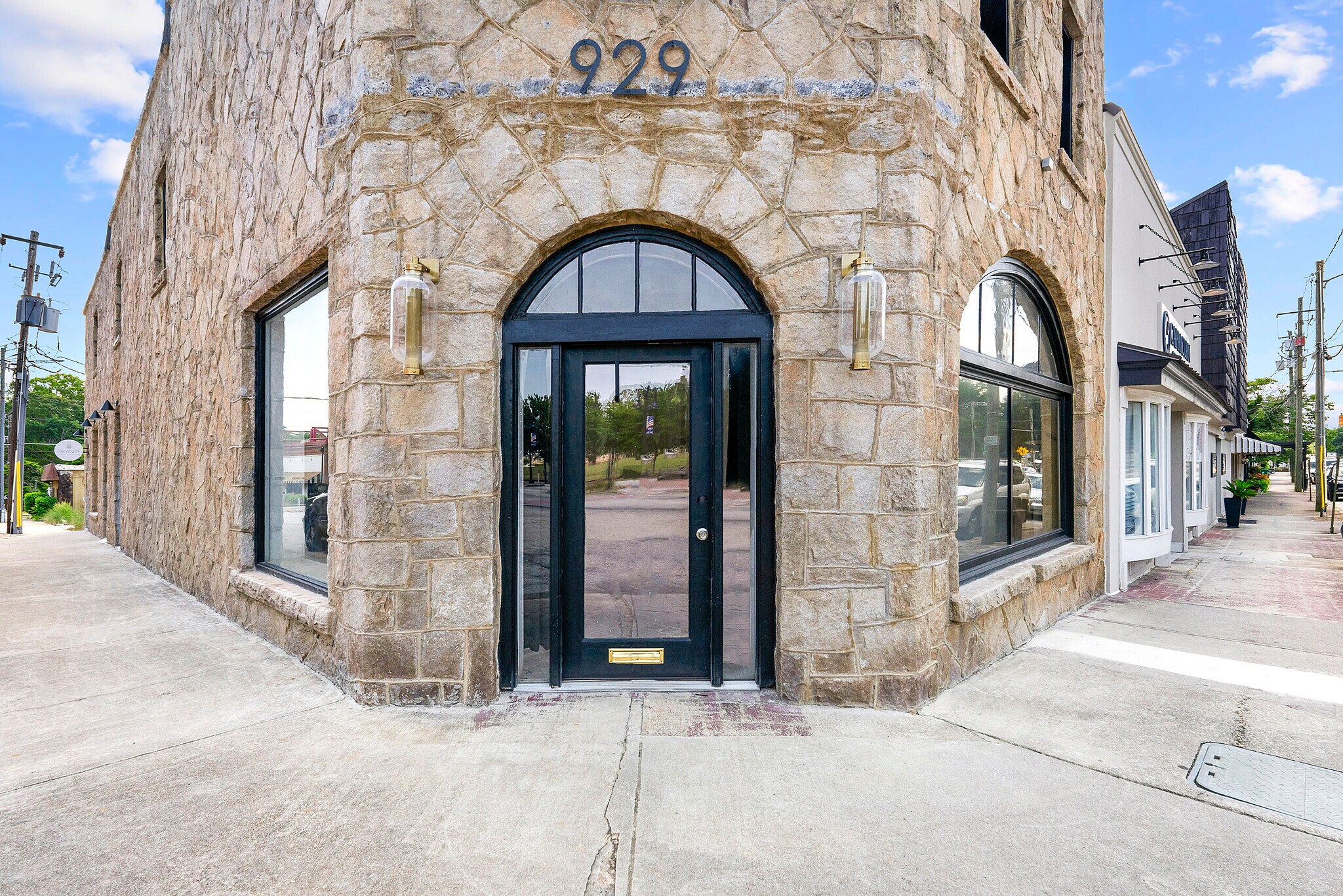 929 Main St, Stone Mountain, GA à louer Photo principale– Image 1 sur 20
