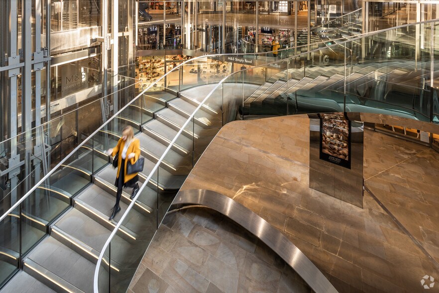 1 New Change, Londres à louer - Photo de l’immeuble – Image 2 sur 26