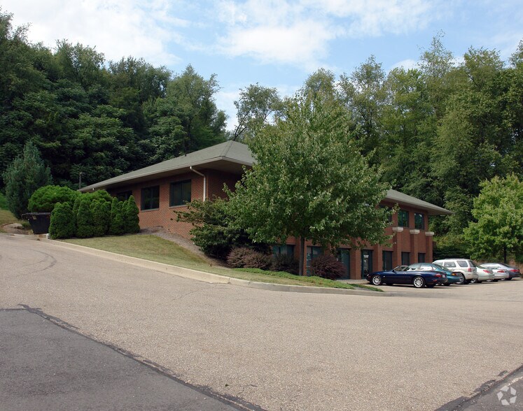1375 S Main St, North Canton, OH à vendre - Photo de l’immeuble – Image 2 sur 4