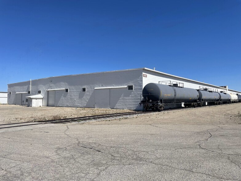 1398 L Ave, Tooele, UT à louer - Photo de l’immeuble – Image 2 sur 9