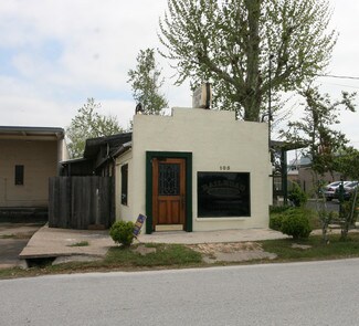 Plus de détails pour 105 Railroad Ave, Humble, TX - Bureau/Local commercial à louer