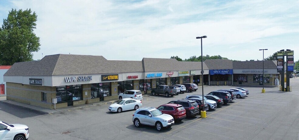 7130 Airport Hwy, Holland, OH à louer - Photo de l’immeuble – Image 1 sur 3