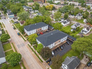 Plus de détails pour 825-835 Wisconsin St, Oshkosh, WI - Logement à vendre