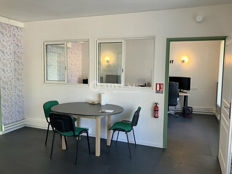 Bureau dans Bourges à louer - Photo intérieure – Image 2 sur 3