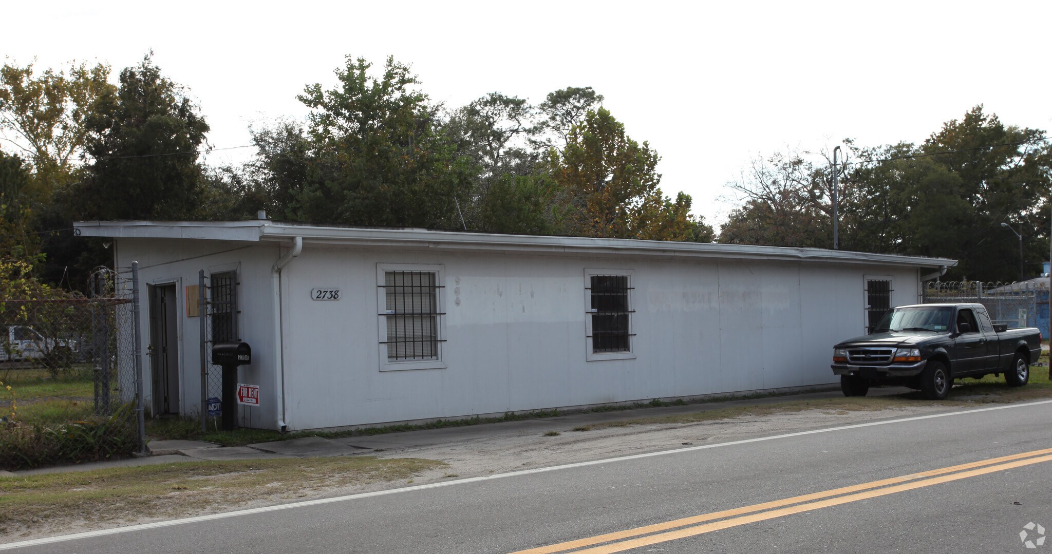 2738 Rosselle St, Jacksonville, FL à louer Photo principale– Image 1 sur 3