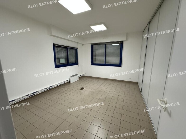 Bureau dans Lorient à louer - Photo intérieure – Image 2 sur 6