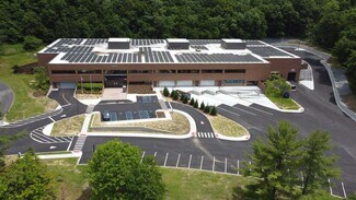 Plus de détails pour 1 Zeiss Dr, Thornwood, NY - Industriel/Logistique à louer