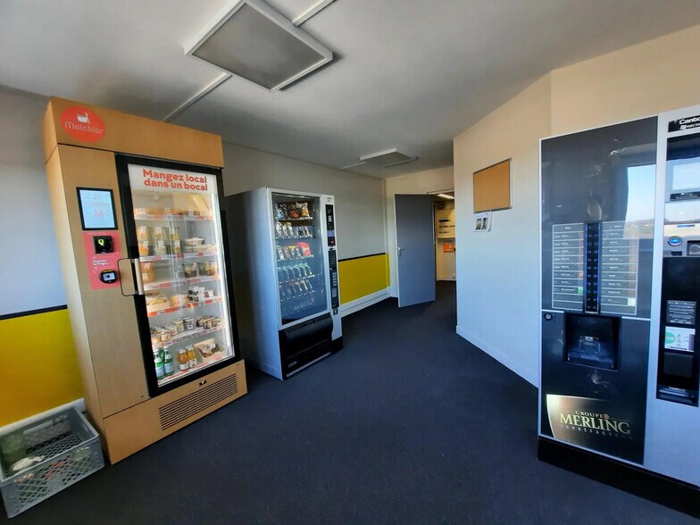 14 Avenue Des Thébaudières, Saint-Herblain à louer - Photo de l’immeuble – Image 2 sur 26