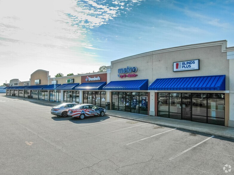 5109-5137 Raeford Rd, Fayetteville, NC à louer - Photo de l’immeuble – Image 2 sur 10