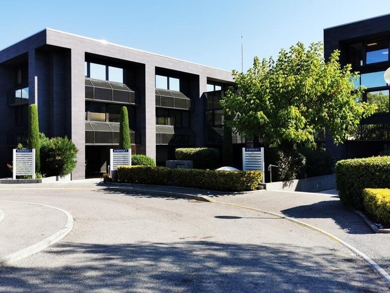 Bureau dans SOPHIA ANTIPOLIS à louer - Photo de l’immeuble – Image 2 sur 4