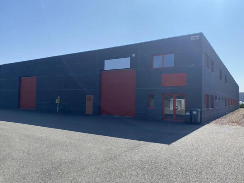 Bureau dans Seclin à louer - Photo de l’immeuble – Image 3 sur 27