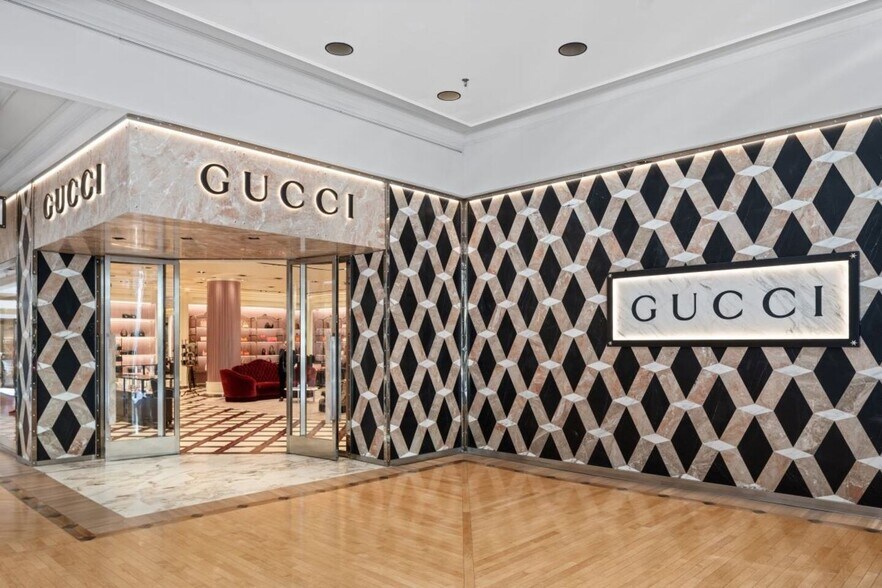 97 Plaza Frontenac, Saint Louis, MO à louer - Photo de l’immeuble – Image 3 sur 16