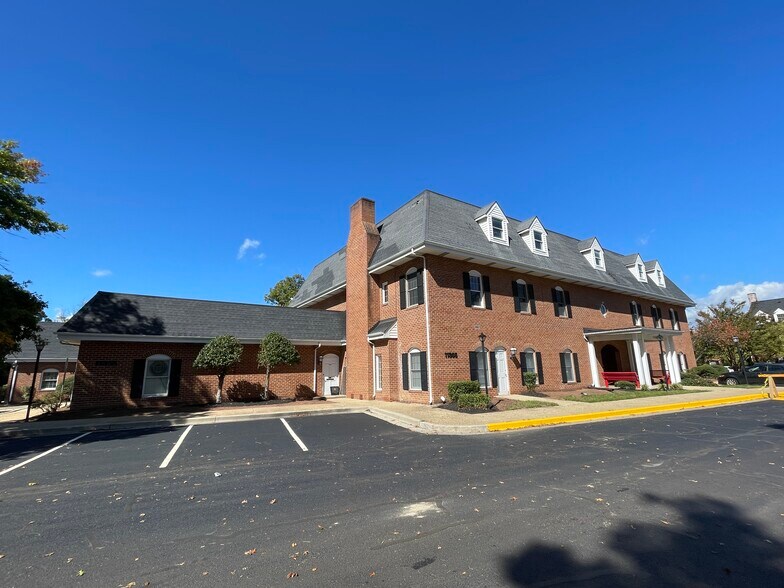 11355 Pembrooke Sq, Waldorf, MD à vendre - Photo de l’immeuble – Image 2 sur 12