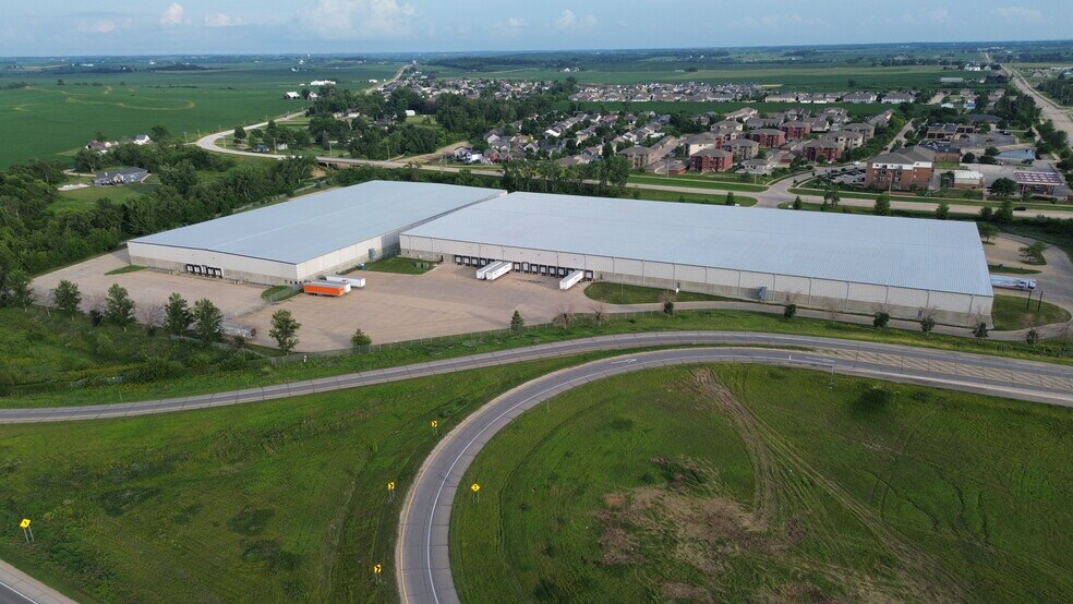 5404 Ely Rd SW, Cedar Rapids, IA à louer - Photo de l’immeuble – Image 3 sur 6