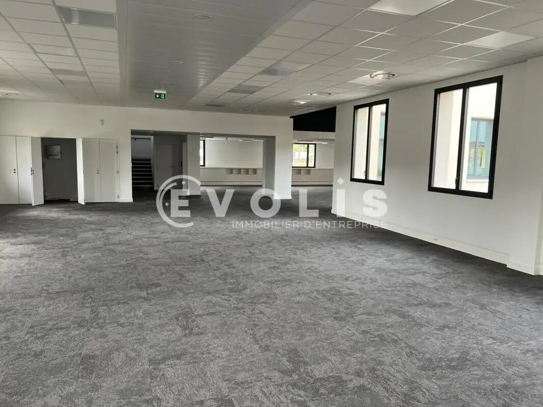 Bureau dans Vénissieux à vendre Photo de l’immeuble– Image 1 sur 30