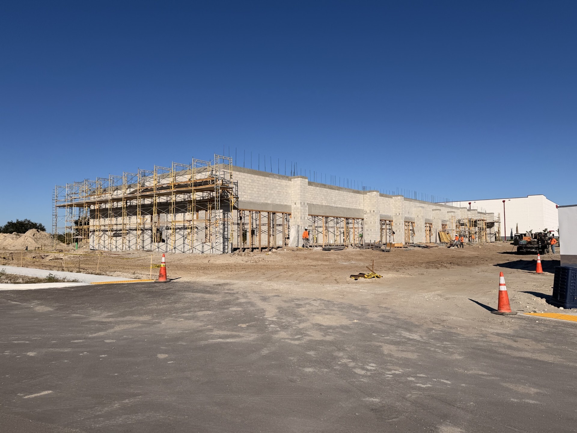 13630 Goldenwood Dr, Fort Myers, FL à louer Photo principale– Image 1 sur 6