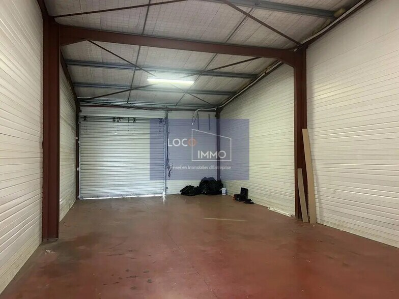 Local d’activités dans Canéjan à louer - Photo de l’immeuble – Image 1 sur 7