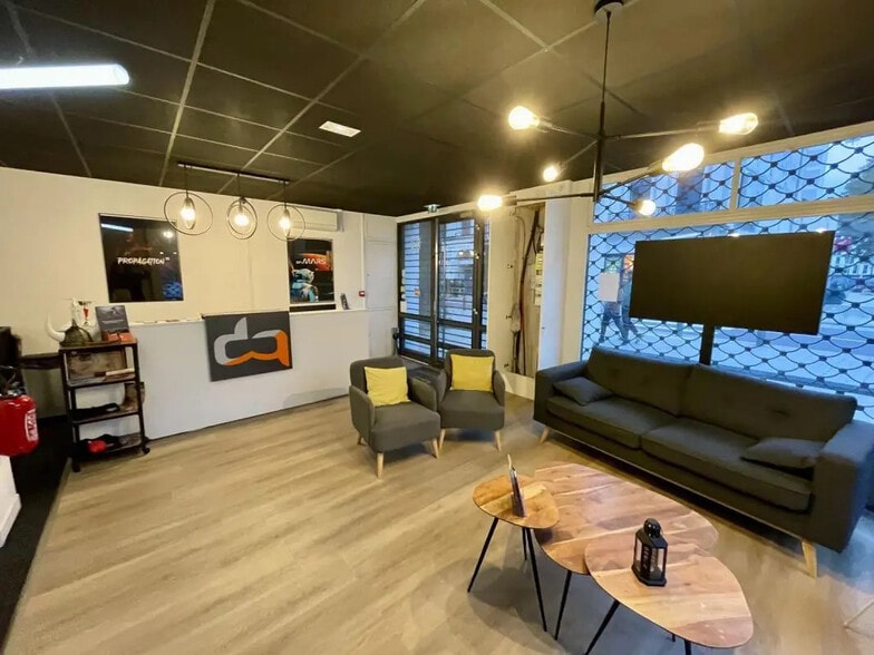 150 Rue Pierre Mauroy, Lille à louer - Photo intérieure – Image 2 sur 6