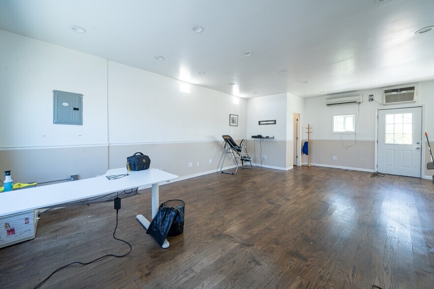 3390 E Tremont Ave, Bronx, NY à vendre - Photo intérieure – Image 3 sur 13
