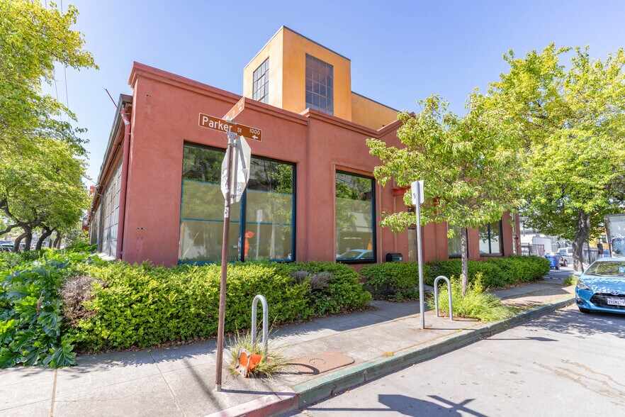 950 Parker St, Berkeley, CA à louer - Photo principale – Image 1 sur 10