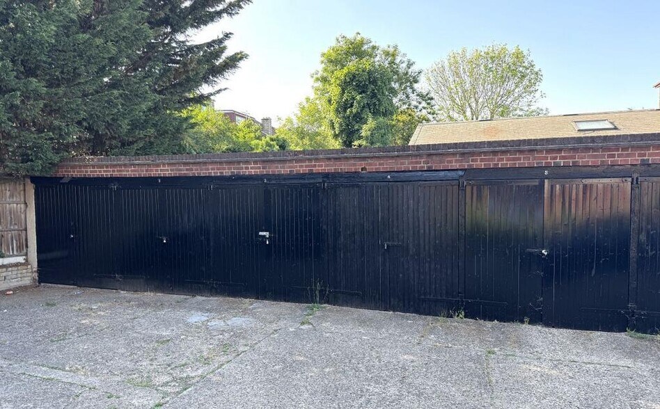 14 Abingdon Rd, Londres à vendre - Photo de l’immeuble – Image 2 sur 3