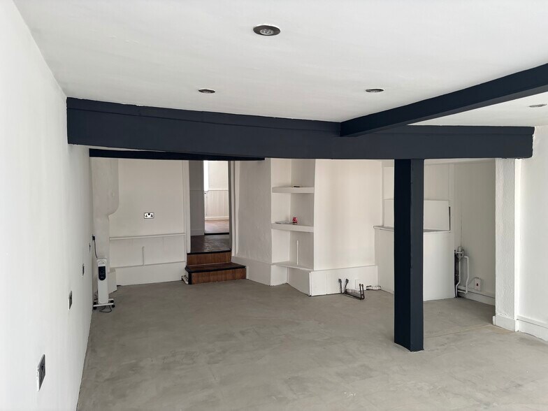 14 Sadler St, Wells à louer - Photo de l’immeuble – Image 2 sur 7
