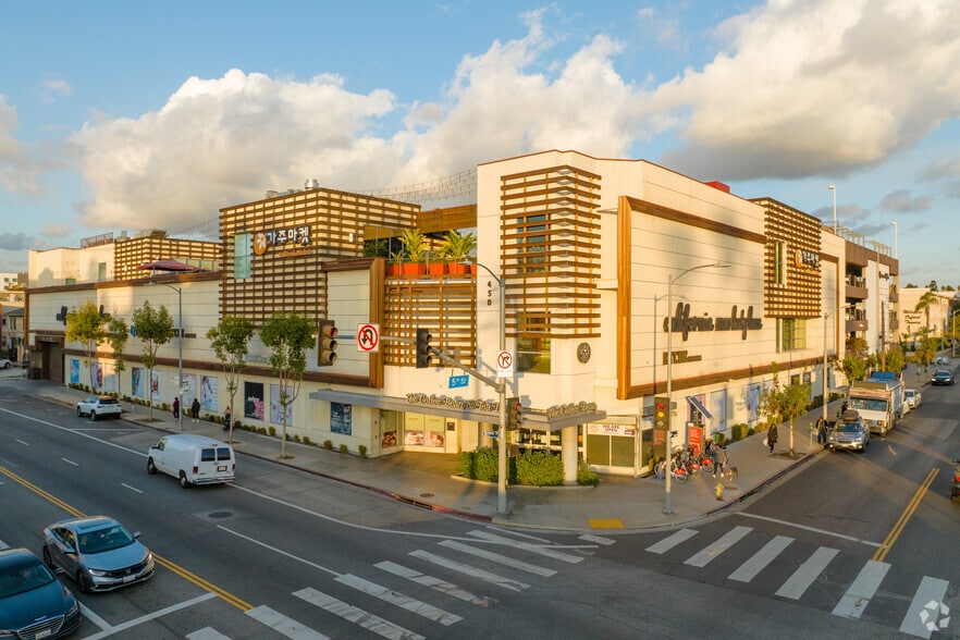 450 S Western Ave, Los Angeles, CA à louer - Photo principale – Image 1 sur 42