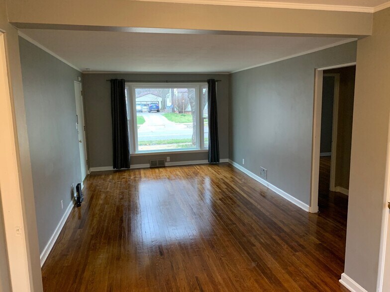 1940 S Cotner Blvd, Lincoln, NE à vendre - Photo de l’immeuble – Image 2 sur 7