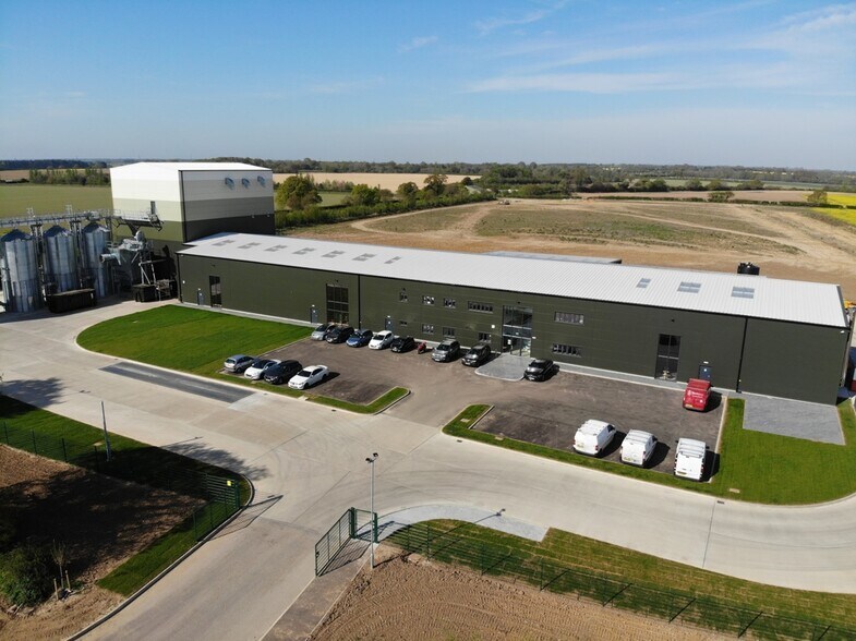 Dereham Rd, Norwich à vendre - Photo de l’immeuble – Image 3 sur 12