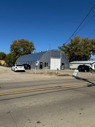 Plus de détails pour 434 E Oshkosh St, Ripon, WI - Industriel/Logistique à vendre