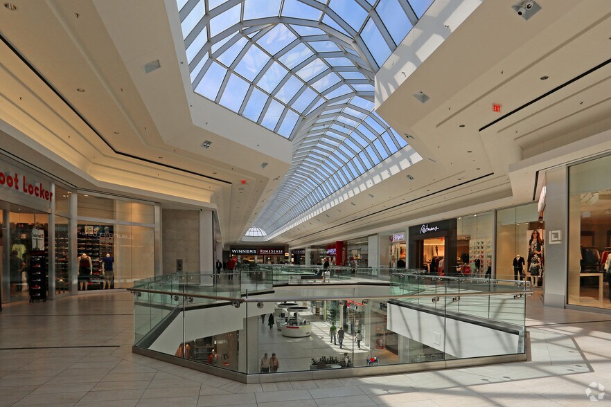 5000 Highway 7 E, Markham, ON à louer - Photo de l’immeuble – Image 2 sur 2
