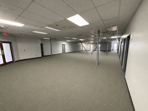 8064-8084 W Sahara Ave, Las Vegas, NV à louer Photo intérieure– Image 2 sur 27