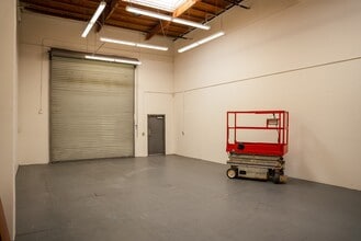 9932 Prospect Ave, Santee, CA à louer Photo intérieure– Image 2 sur 12