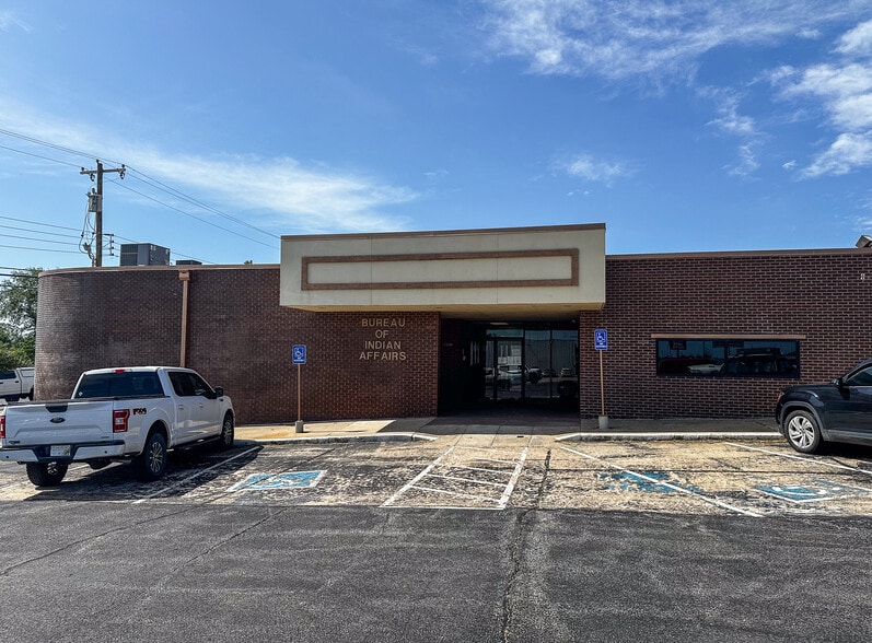 600 N Milt Phillips Ave, Seminole, OK à vendre - Photo de l’immeuble – Image 2 sur 7